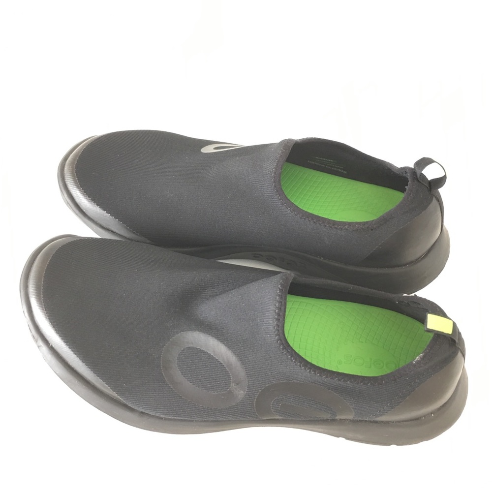 OOFOS Men’s OOmg EeZee Low Recovery Shoes Black Comfort Slip On Loafers Size 12 - Picture 12 of 13